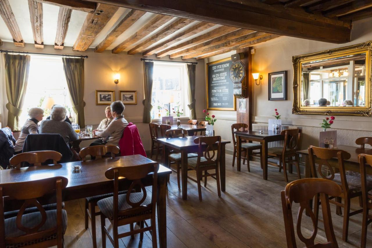 The Dog & Bear Hotel Lenham Bagian luar foto